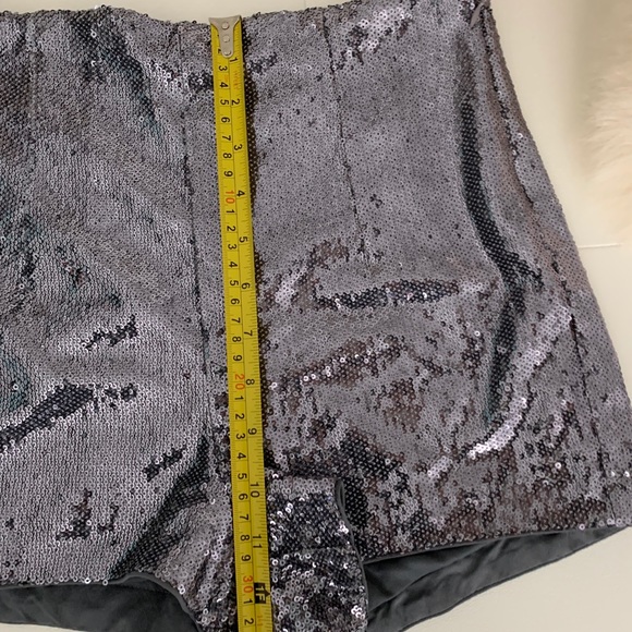 New Forever 21 sequin shorts. Size Small - Picture 12 of 12